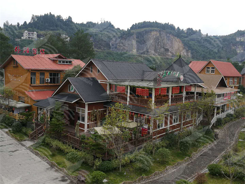 选择晋城合成树脂瓦，为南方屋顶雨季防水护航